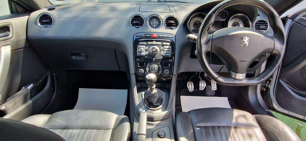 2011 PEUGEOT RCZ 2011 PEUGEOT RCZ