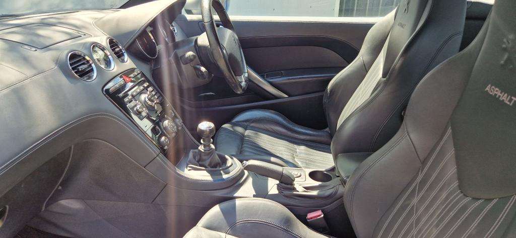 2011 PEUGEOT RCZ 2011 PEUGEOT RCZ