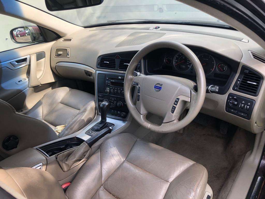 2006 VOLVO V70 2006 VOLVO V70