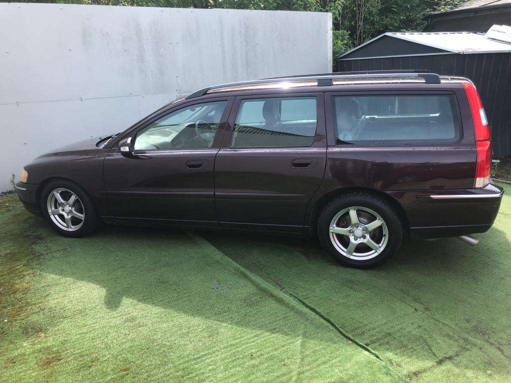 2006 VOLVO V70 2006 VOLVO V70