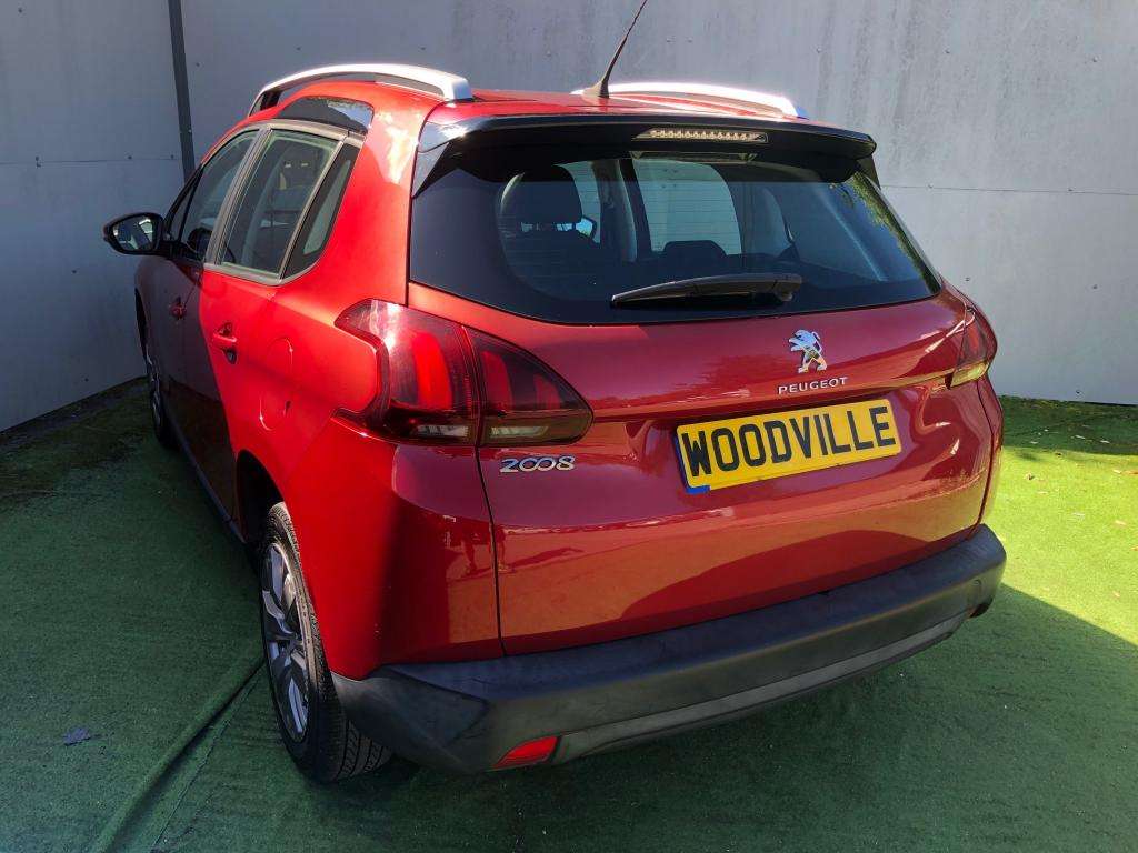 2018 PEUGEOT 2008 2018 PEUGEOT 2008