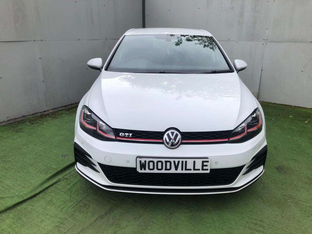 2017 VOLKSWAGEN GOLF 2017 VOLKSWAGEN GOLF