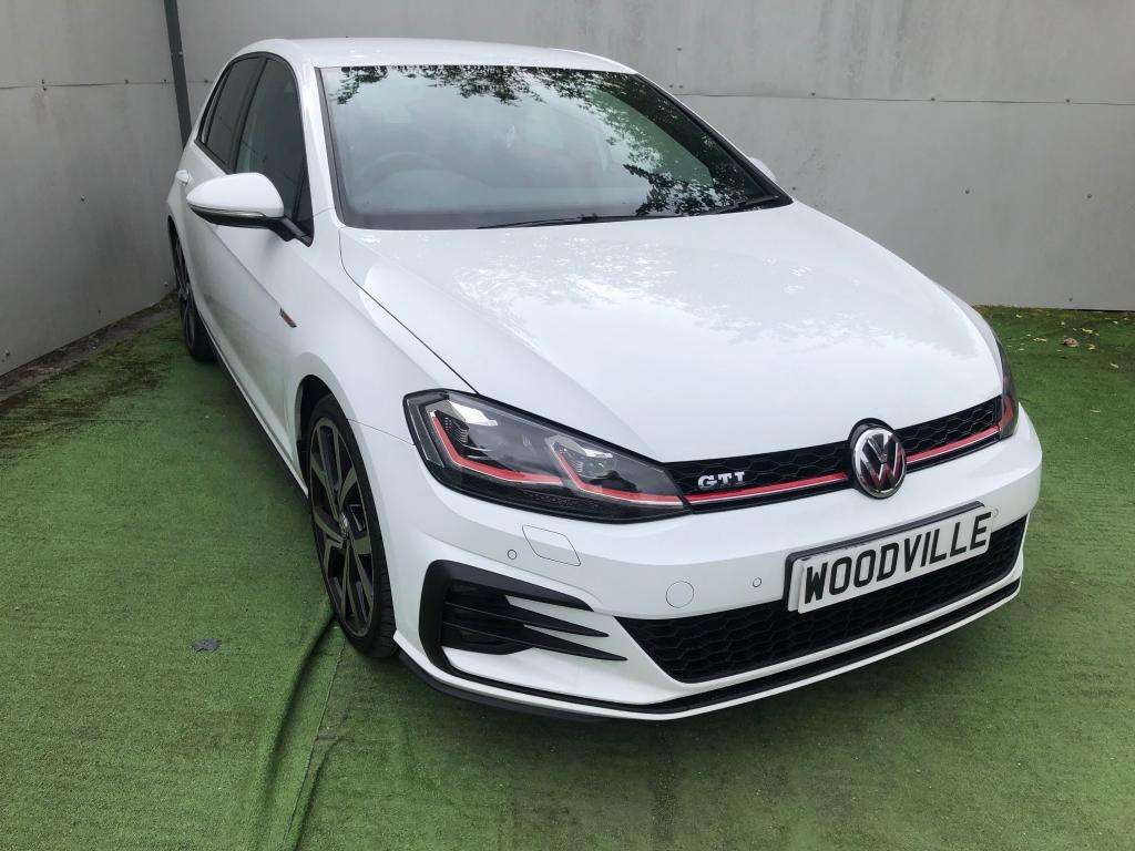 2017 VOLKSWAGEN GOLF 2017 VOLKSWAGEN GOLF