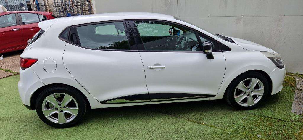 2014 RENAULT CLIO 2014 RENAULT CLIO