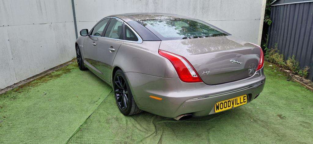2011 JAGUAR XJ 2011 JAGUAR XJ