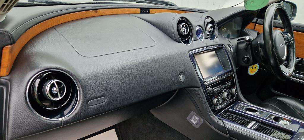 2011 JAGUAR XJ 2011 JAGUAR XJ