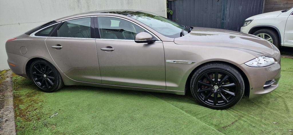 2011 JAGUAR XJ 2011 JAGUAR XJ