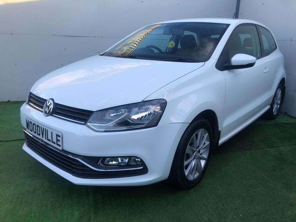 A 2016 VOLKSWAGEN POLO Match A 2016 VOLKSWAGEN POLO Match