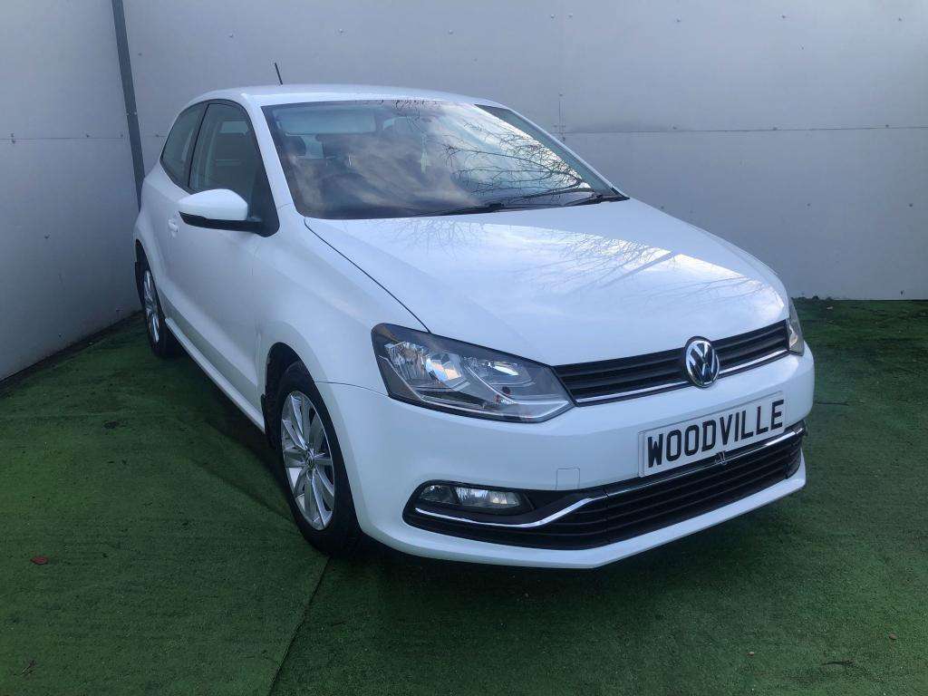 A 2016 VOLKSWAGEN POLO Match A 2016 VOLKSWAGEN POLO Match
