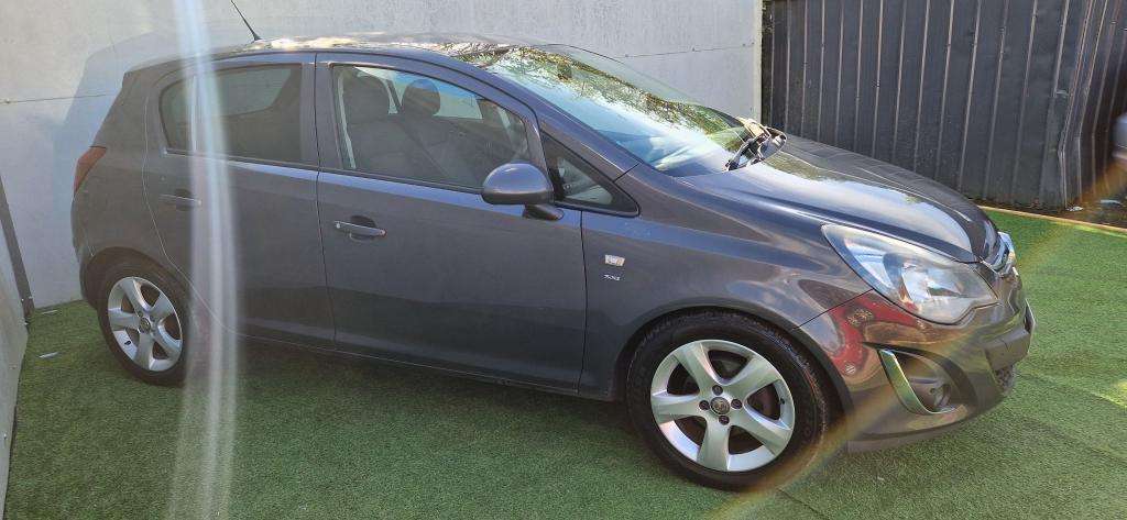 A 2013 VAUXHALL CORSA Sxi Ac A 2013 VAUXHALL CORSA Sxi Ac
