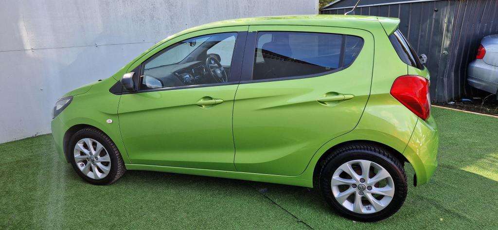 A 2015 VAUXHALL VIVA Sl A 2015 VAUXHALL VIVA Sl