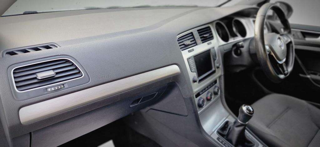 2016 VOLKSWAGEN GOLF 2016 VOLKSWAGEN GOLF