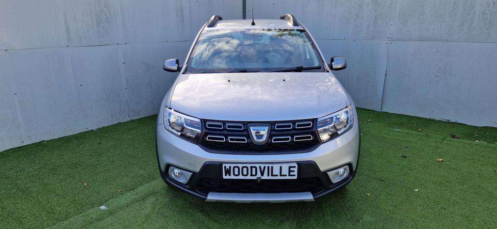 A 2017 DACIA SANDERO Stepway Ambiance Dci A 2017 DACIA SANDERO Stepway Ambiance Dci