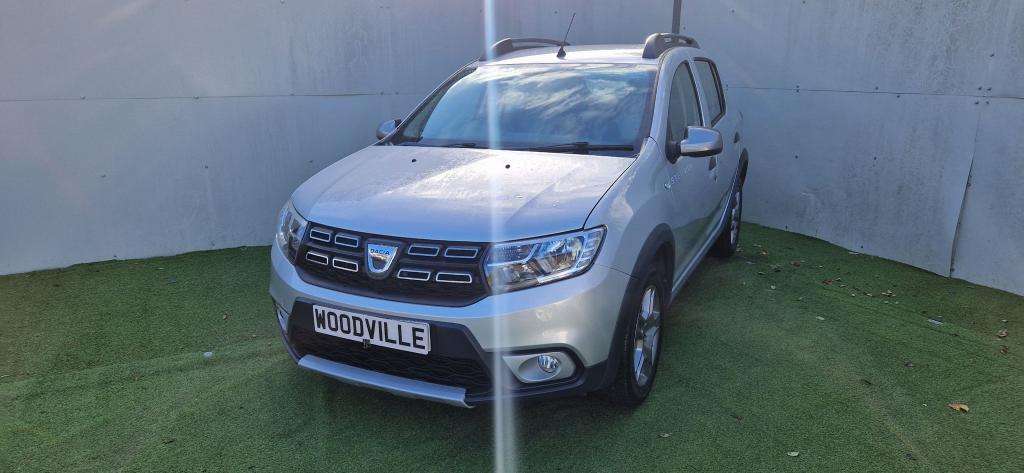 A 2017 DACIA SANDERO Stepway Ambiance Dci A 2017 DACIA SANDERO Stepway Ambiance Dci