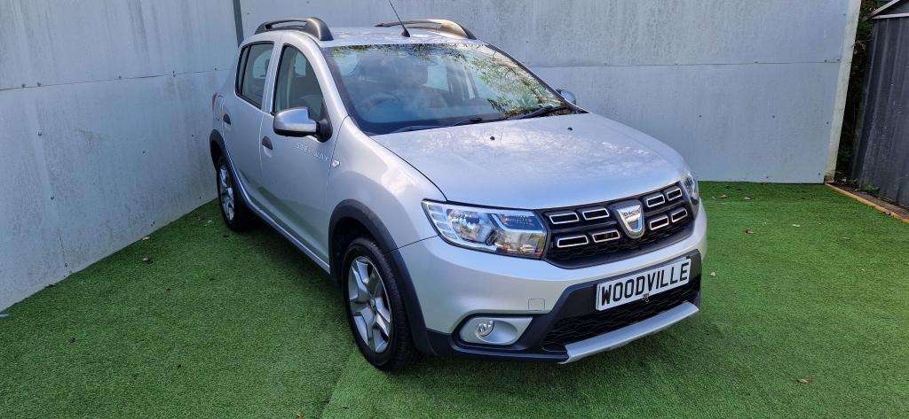 A 2017 DACIA SANDERO Stepway Ambiance Dci A 2017 DACIA SANDERO Stepway Ambiance Dci