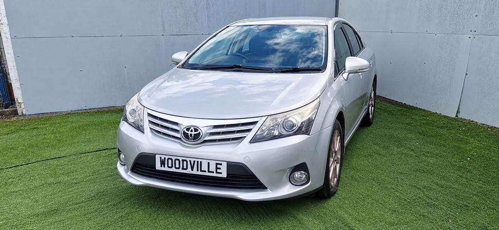 A 2012 TOYOTA AVENSIS Tr D-4d A 2012 TOYOTA AVENSIS Tr D-4d
