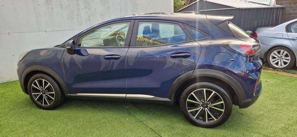 A 2023 FORD PUMA Titanium Mhev A 2023 FORD PUMA Titanium Mhev