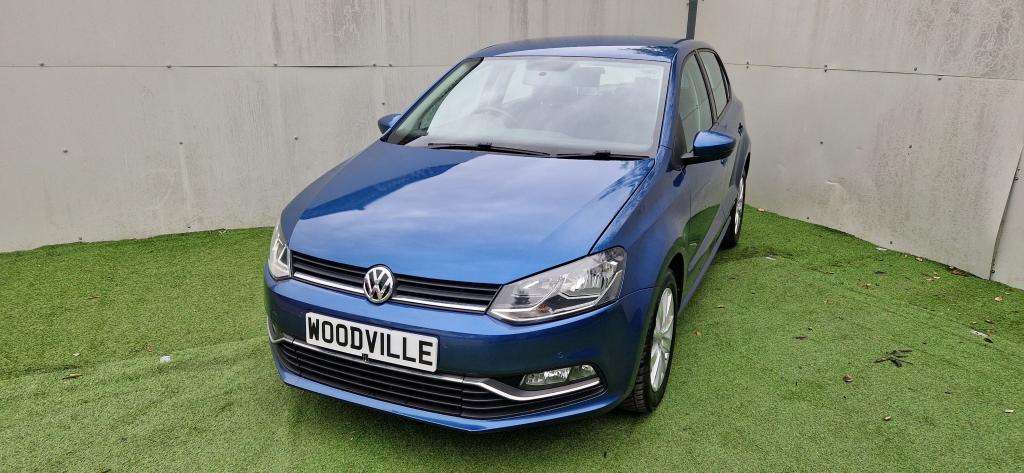 A 2015 VOLKSWAGEN POLO Se Tsi A 2015 VOLKSWAGEN POLO Se Tsi