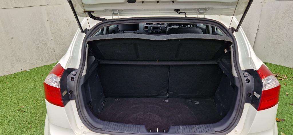 2013 KIA RIO 2013 KIA RIO