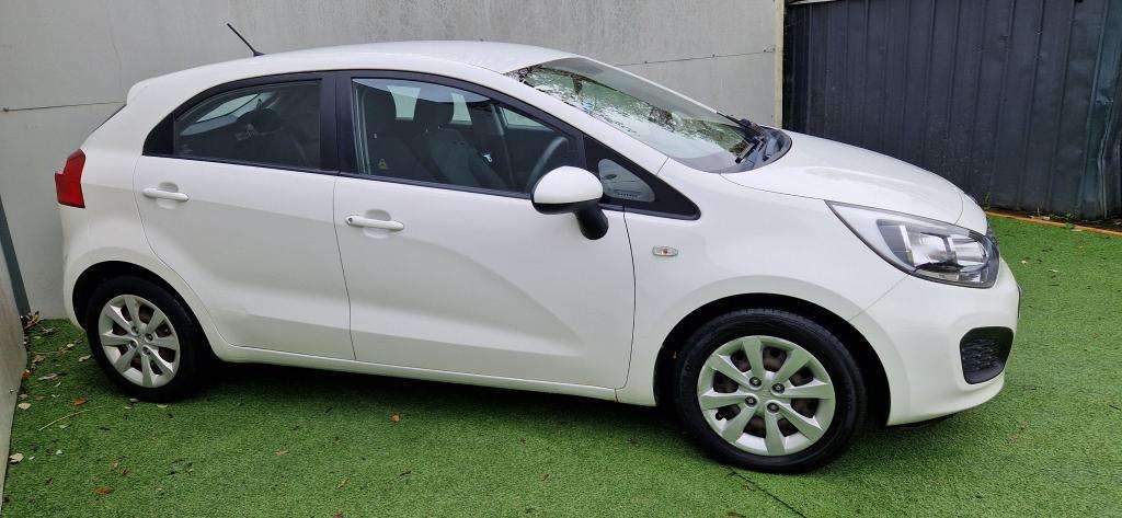 2013 KIA RIO 2013 KIA RIO