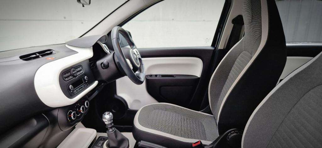 2018 RENAULT TWINGO 2018 RENAULT TWINGO