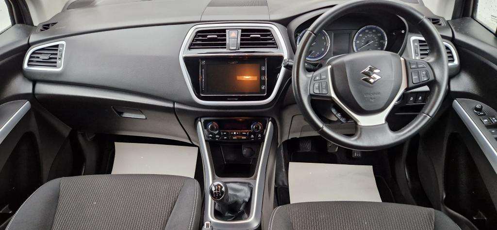2017 SUZUKI SX4 S-CROSS 2017 SUZUKI SX4 S-CROSS
