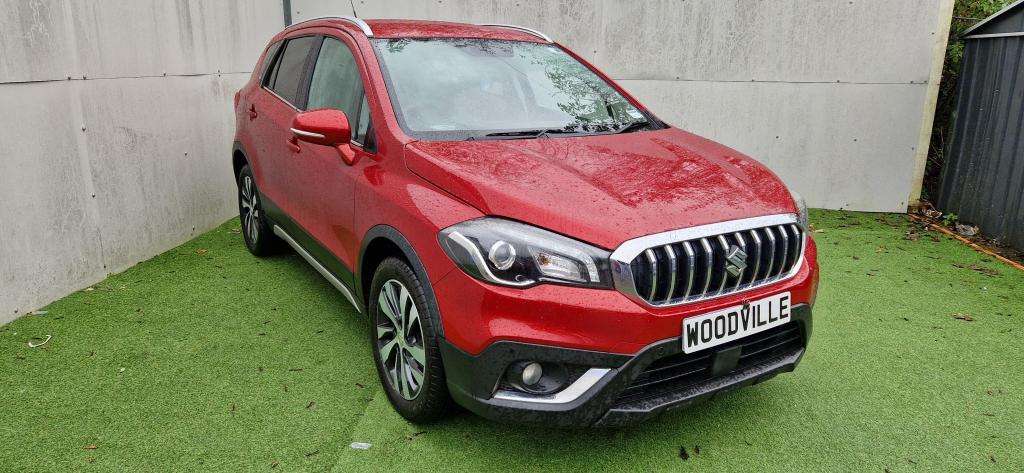 A 2017 SUZUKI SX4 S-CROSS Sz-t Boosterjet A 2017 SUZUKI SX4 S-CROSS Sz-t Boosterjet