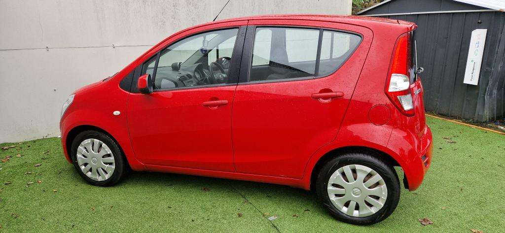 A 2012 SUZUKI SPLASH Sz3 A 2012 SUZUKI SPLASH Sz3