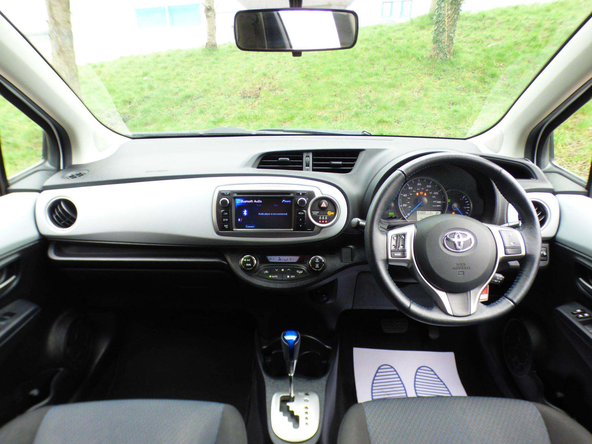 2014 TOYOTA YARIS 2014 TOYOTA YARIS