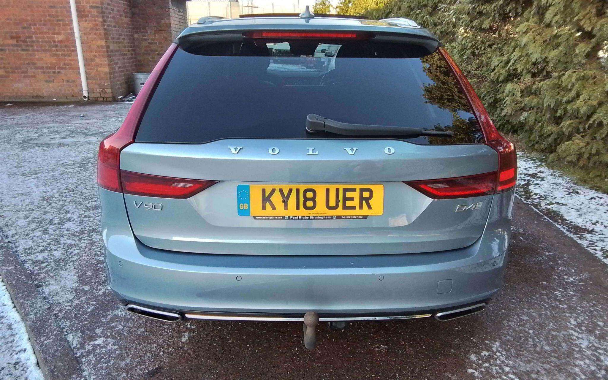 2018 VOLVO V90 2018 VOLVO V90