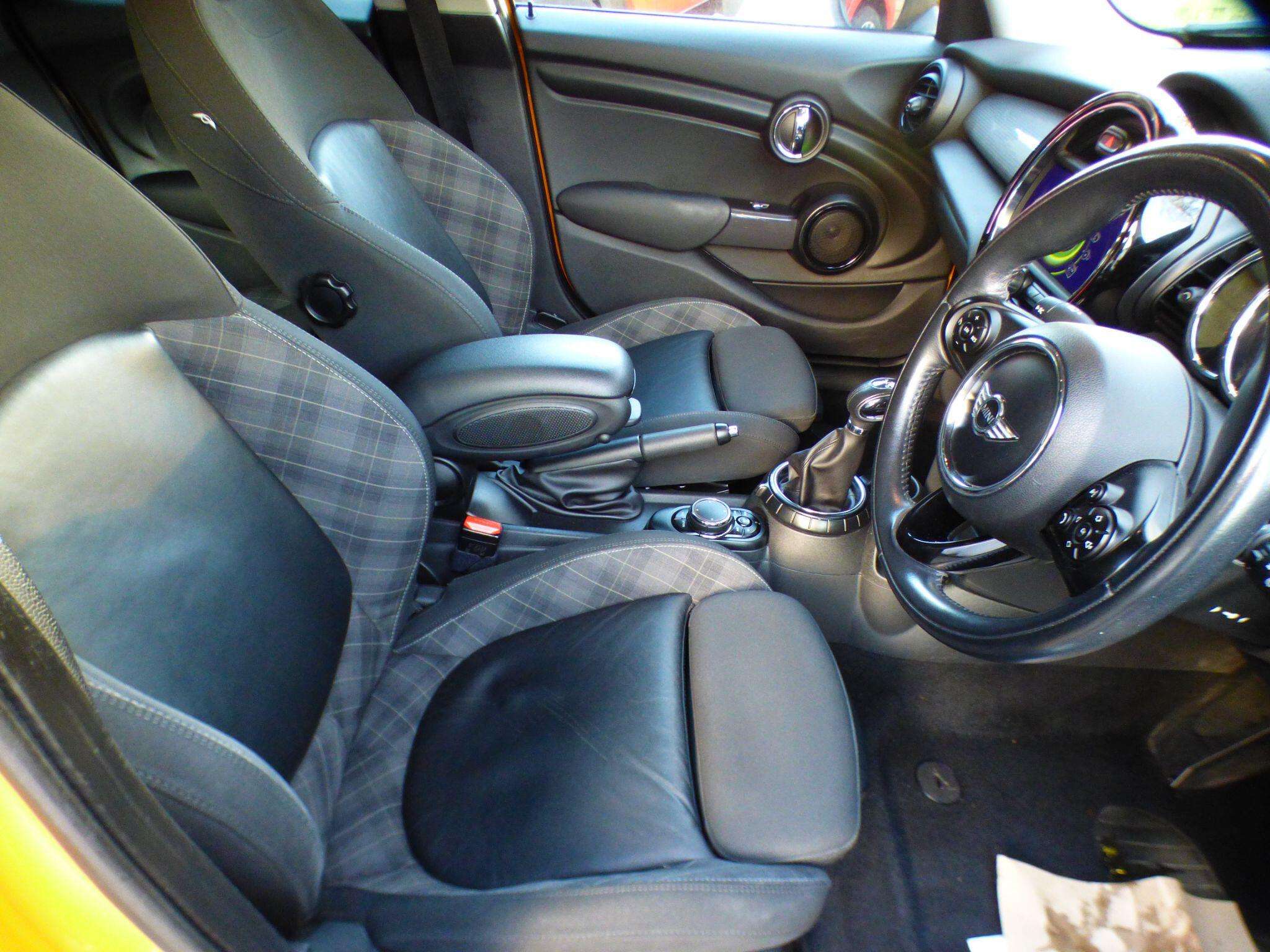 2015 MINI HATCH 2015 MINI HATCH