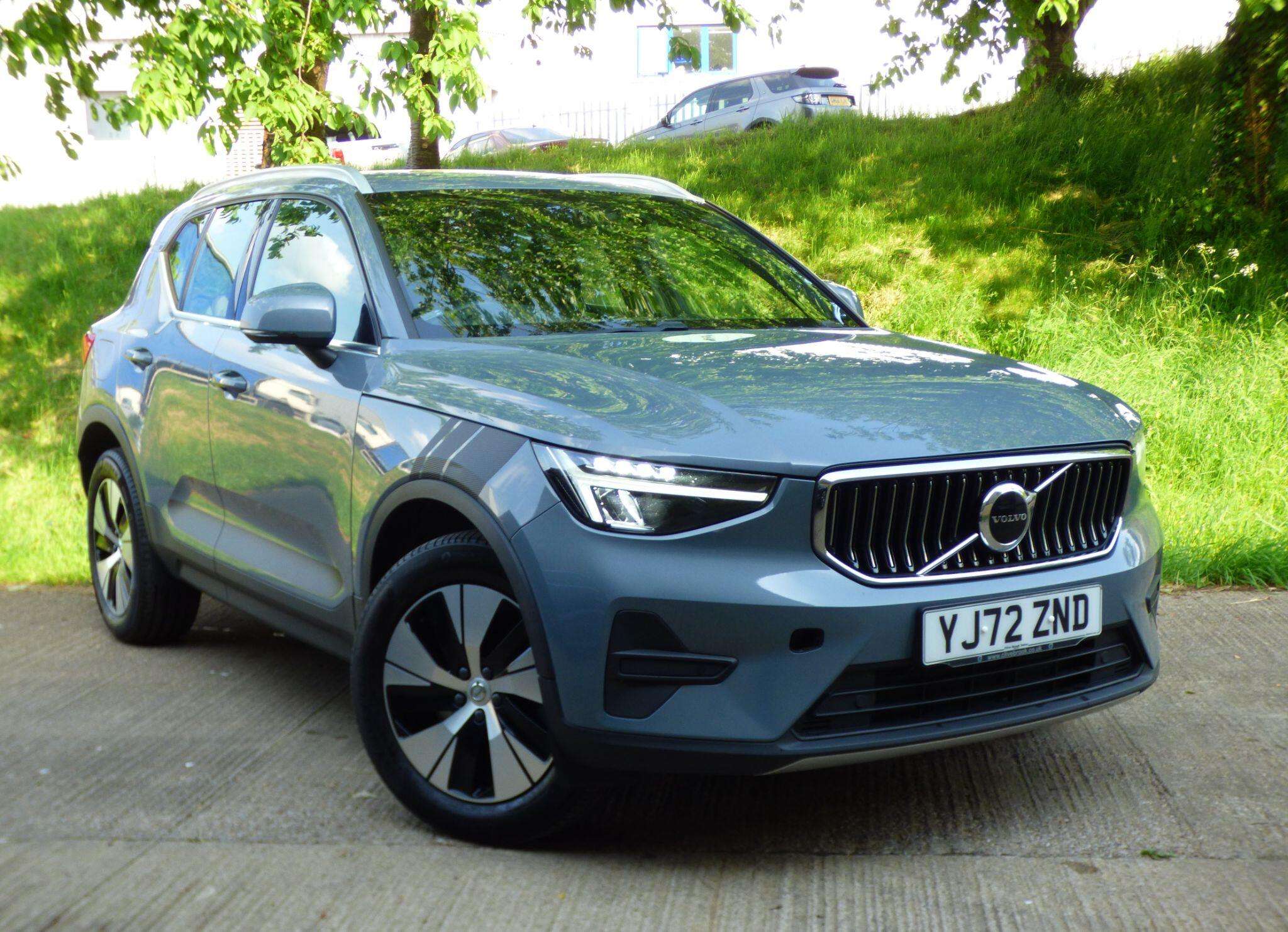 A 2022 VOLVO XC40 1.5h T4 Recharge 10.7kWh Core Auto Euro 6 (s/s) 5dr A 2022 VOLVO XC40 1.5h T4 Recharge 10.7kWh Core Auto Euro 6 (s/s) 5dr