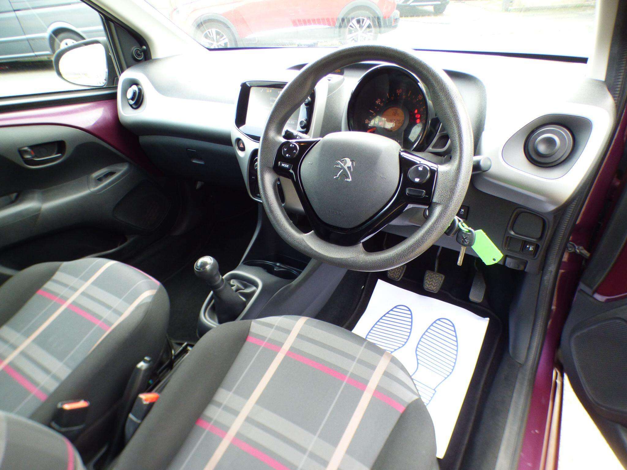 2015 PEUGEOT 108 2015 PEUGEOT 108