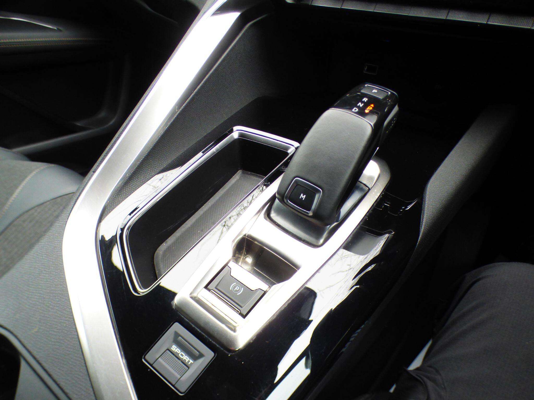 2019 PEUGEOT 3008 2019 PEUGEOT 3008