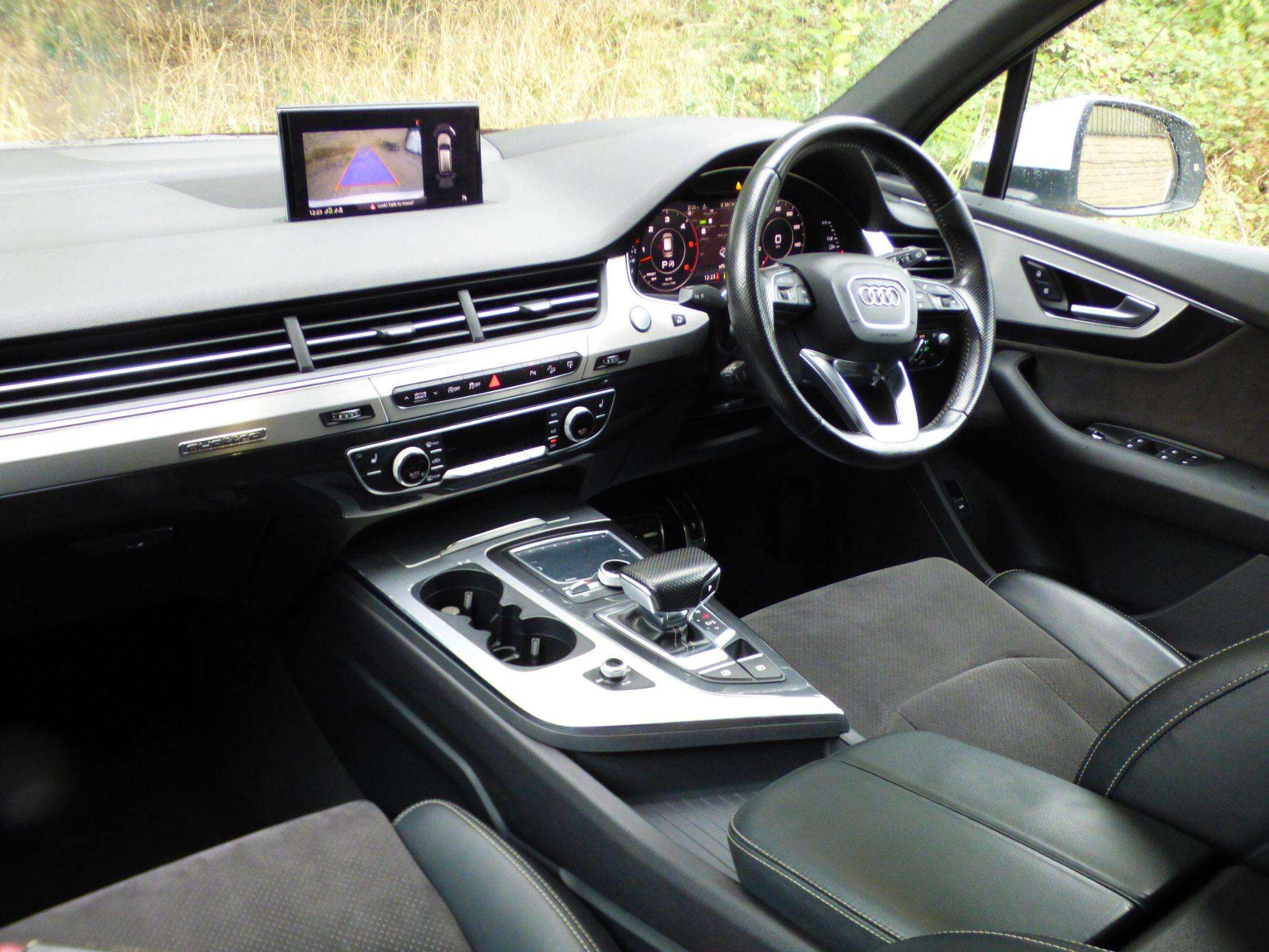 A 2016 AUDI Q7 3.0 TDI V6 S line Tiptronic quattro Euro 6 (s/s) 5dr A 2016 AUDI Q7 3.0 TDI V6 S line Tiptronic quattro Euro 6 (s/s) 5dr