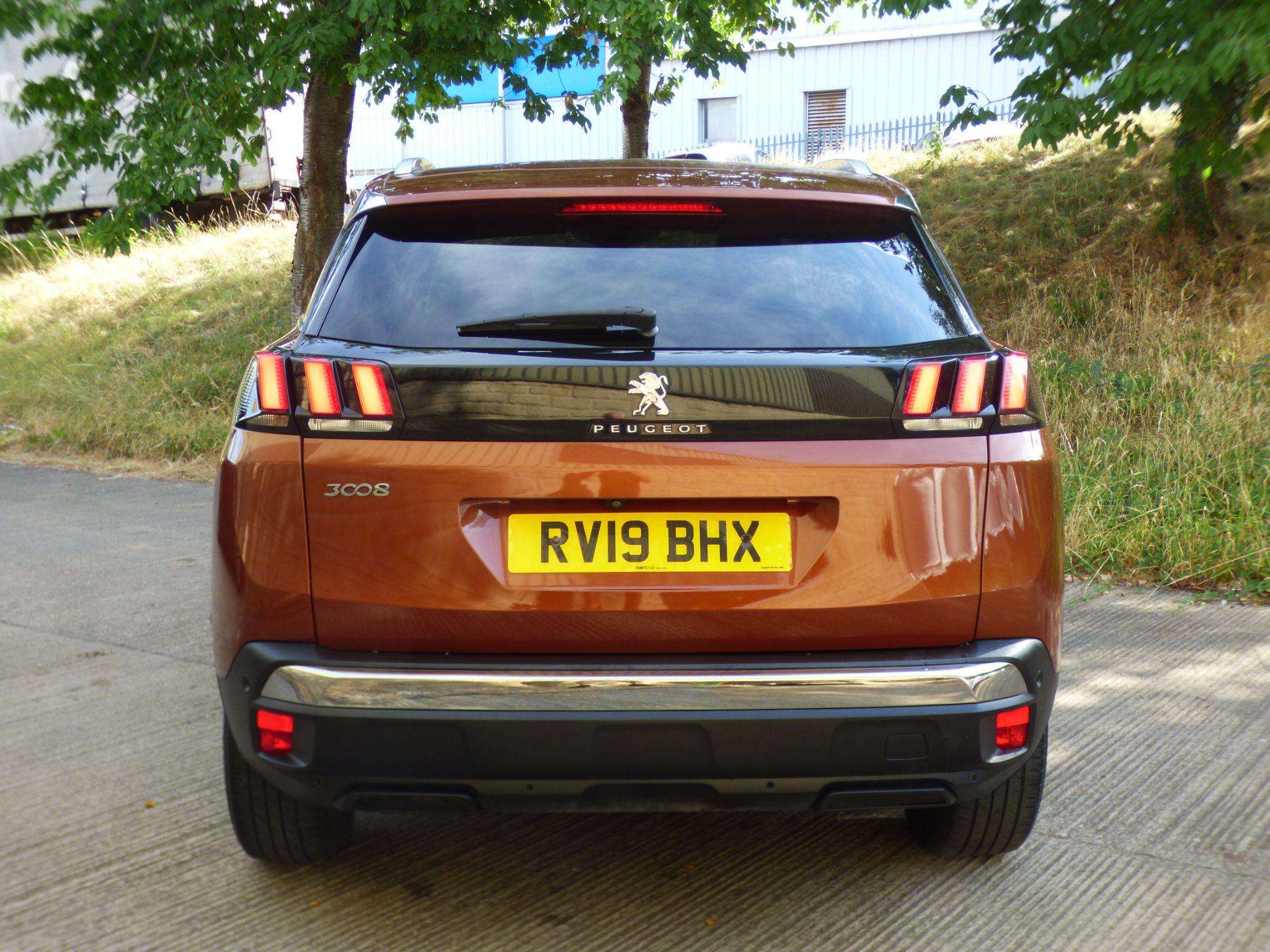 2019 PEUGEOT 3008 2019 PEUGEOT 3008