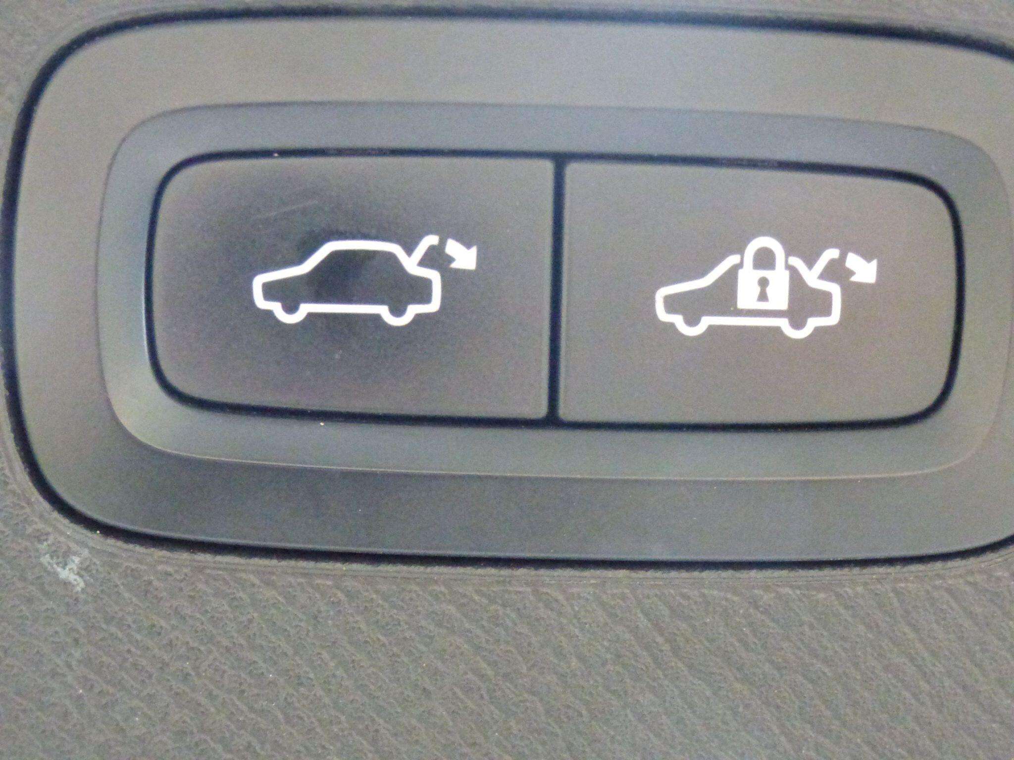 2015 VOLVO XC90 2015 VOLVO XC90