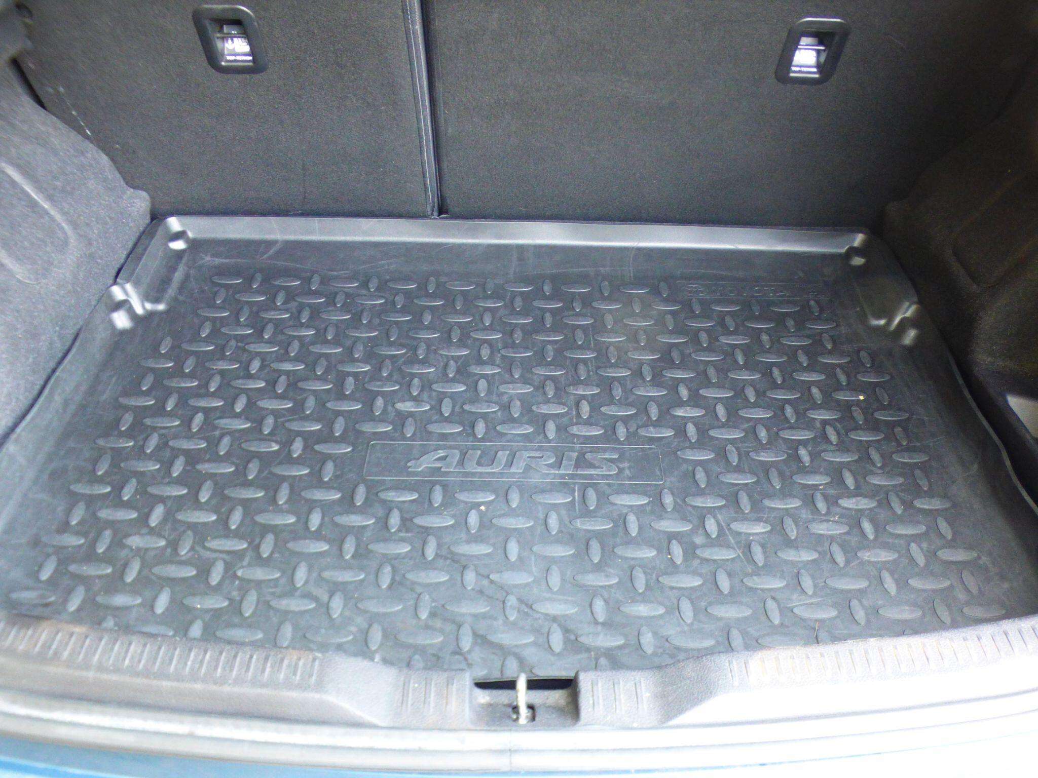 2016 TOYOTA AURIS 2016 TOYOTA AURIS