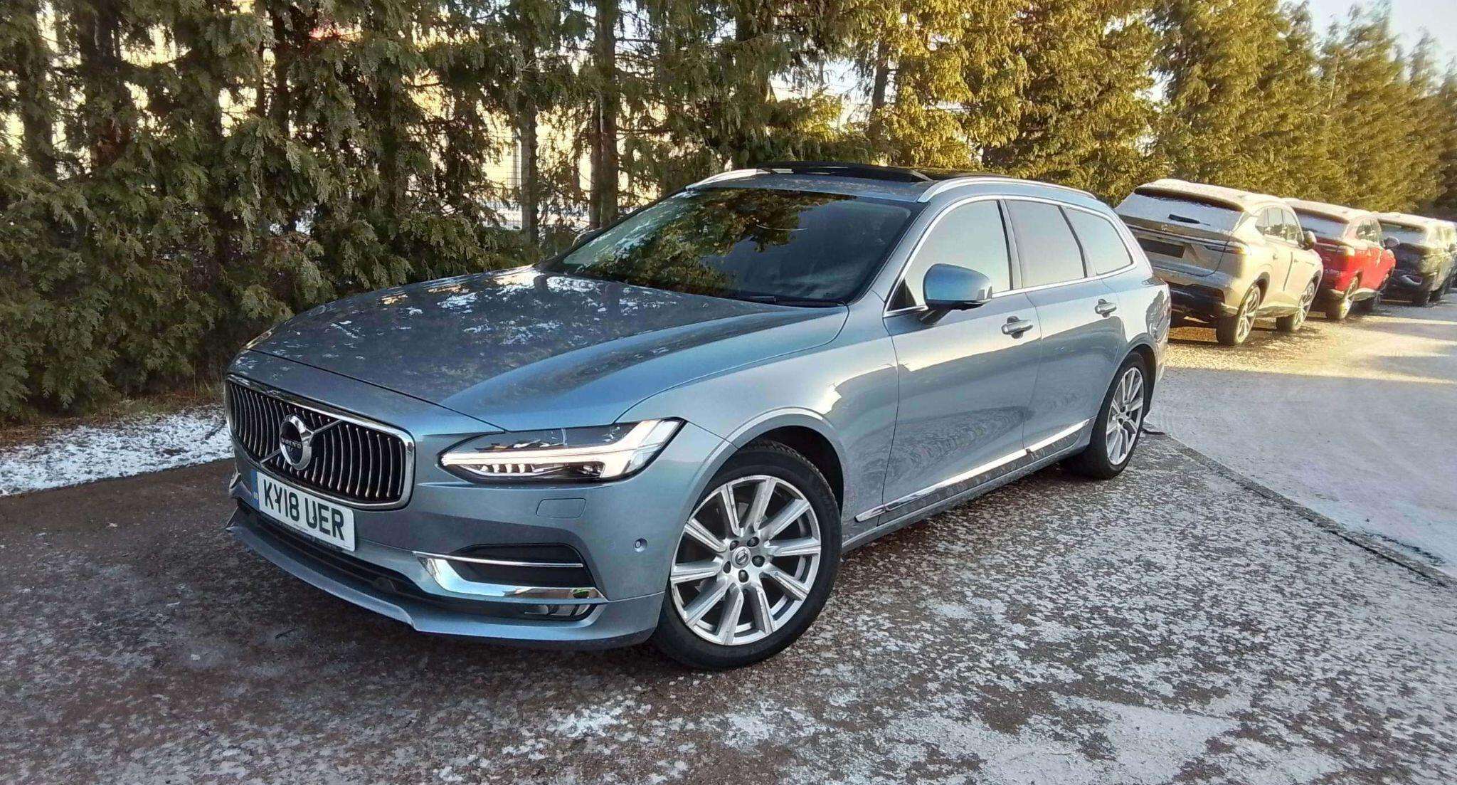 A 2018 VOLVO V90 2.0 D4 Inscription Auto Euro 6 (s/s) 5dr A 2018 VOLVO V90 2.0 D4 Inscription Auto Euro 6 (s/s) 5dr