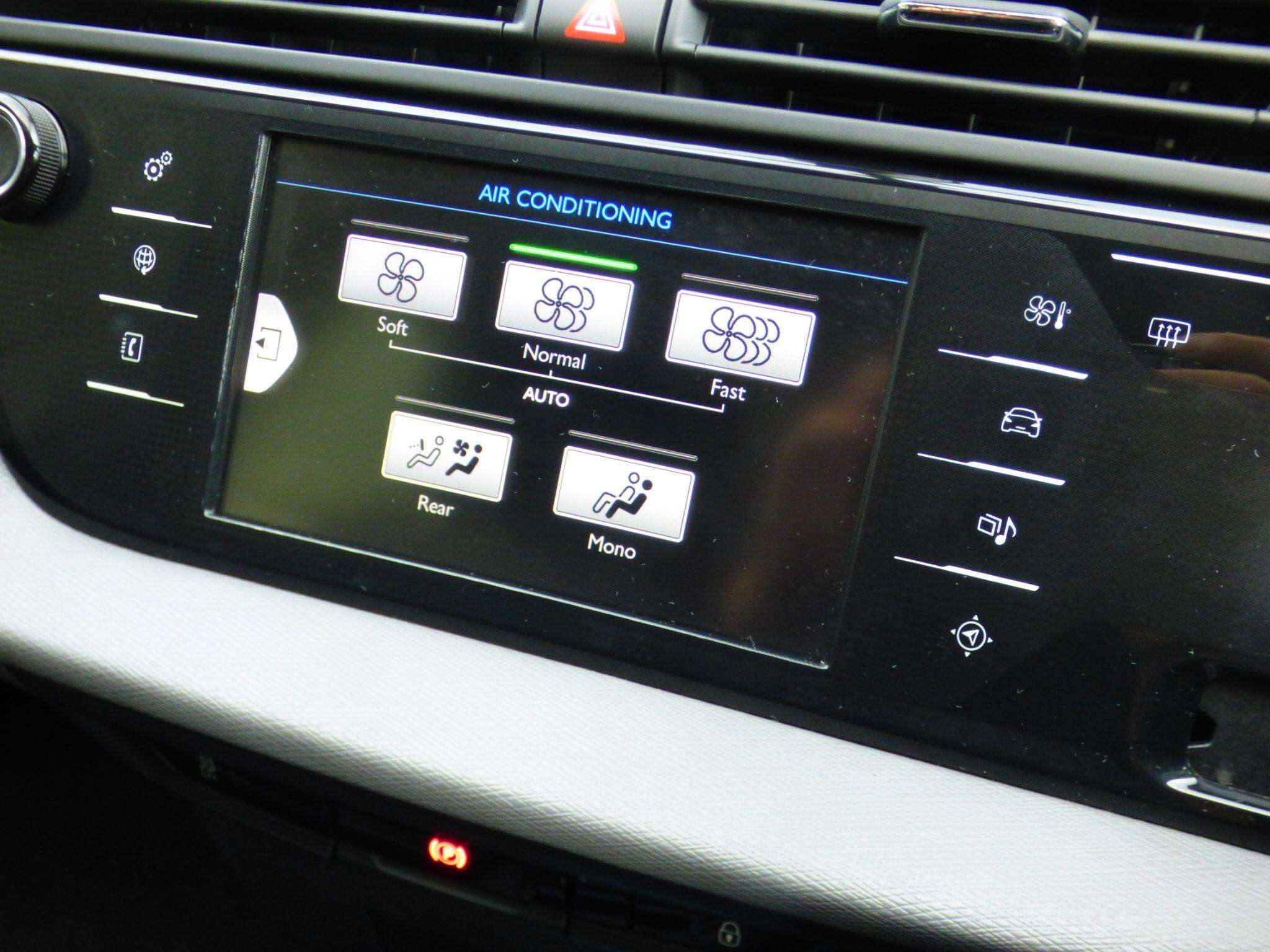 2015 CITROEN GRAND C4 PICASSO 2015 CITROEN GRAND C4 PICASSO