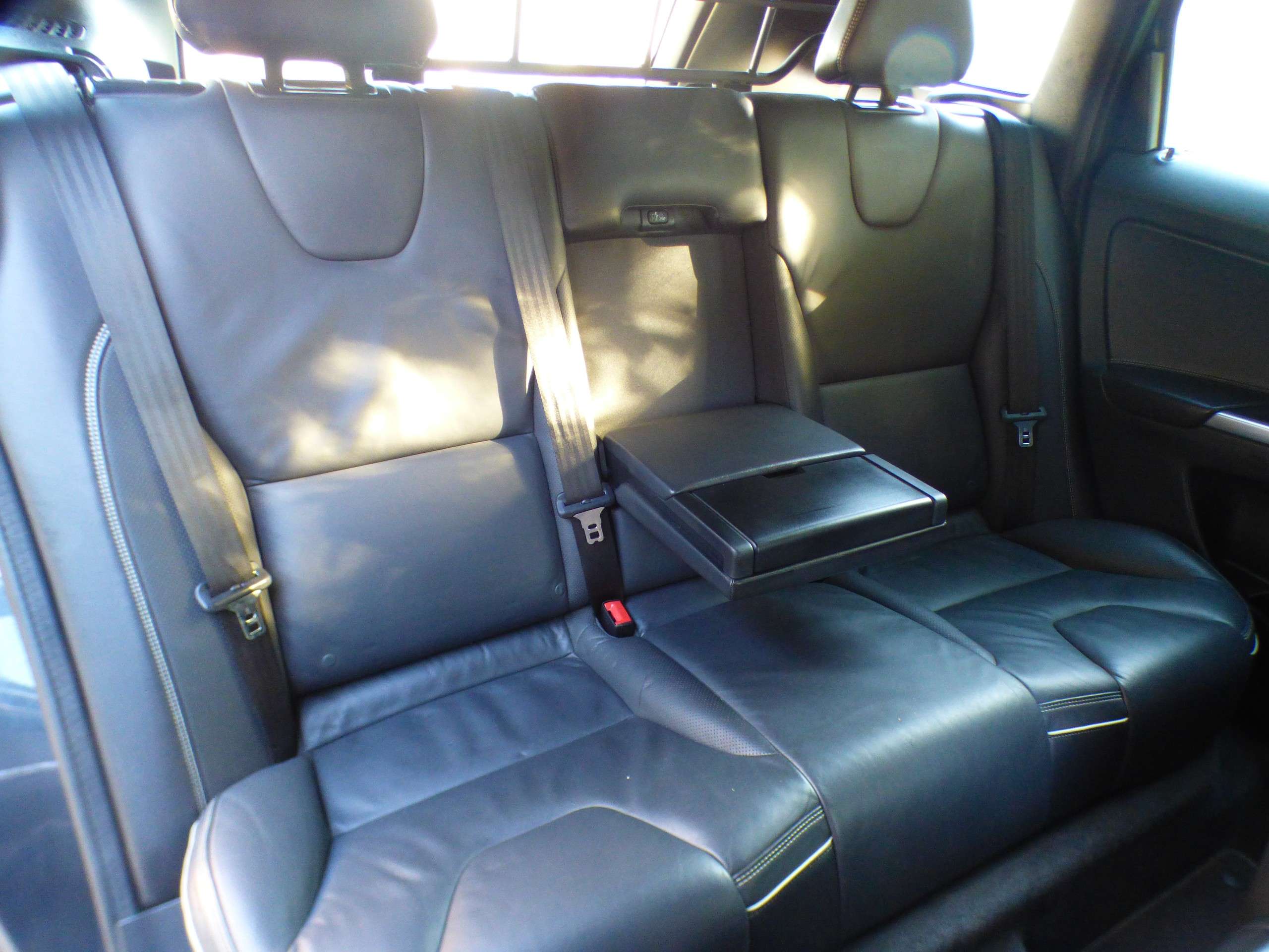 2014 VOLVO XC60 2014 VOLVO XC60