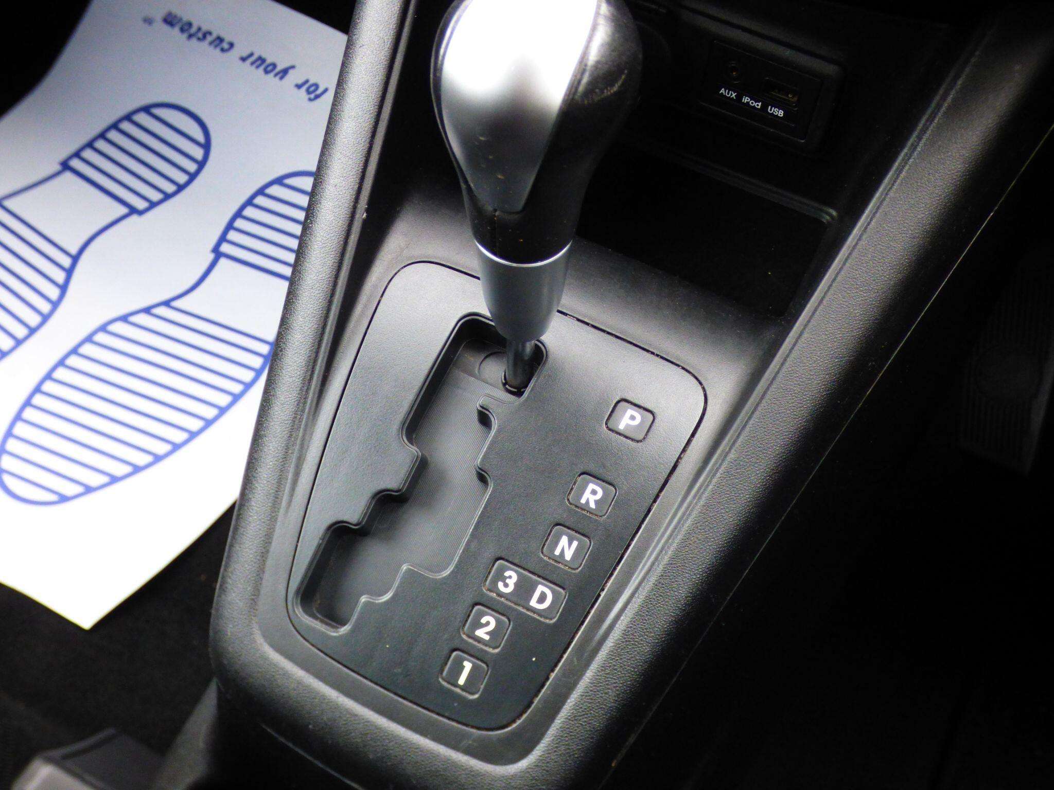 2013 KIA VENGA 2013 KIA VENGA