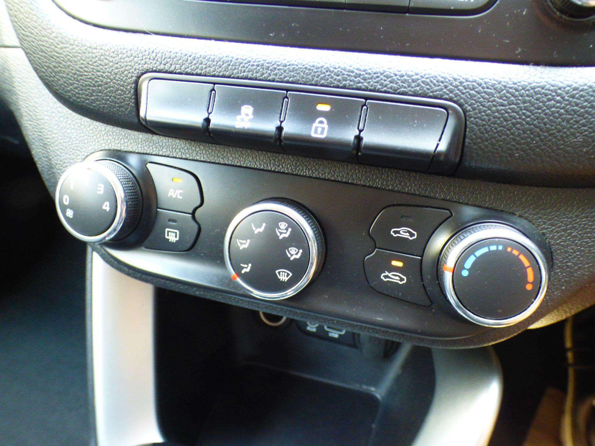 2015 KIA CEED 2015 KIA CEED