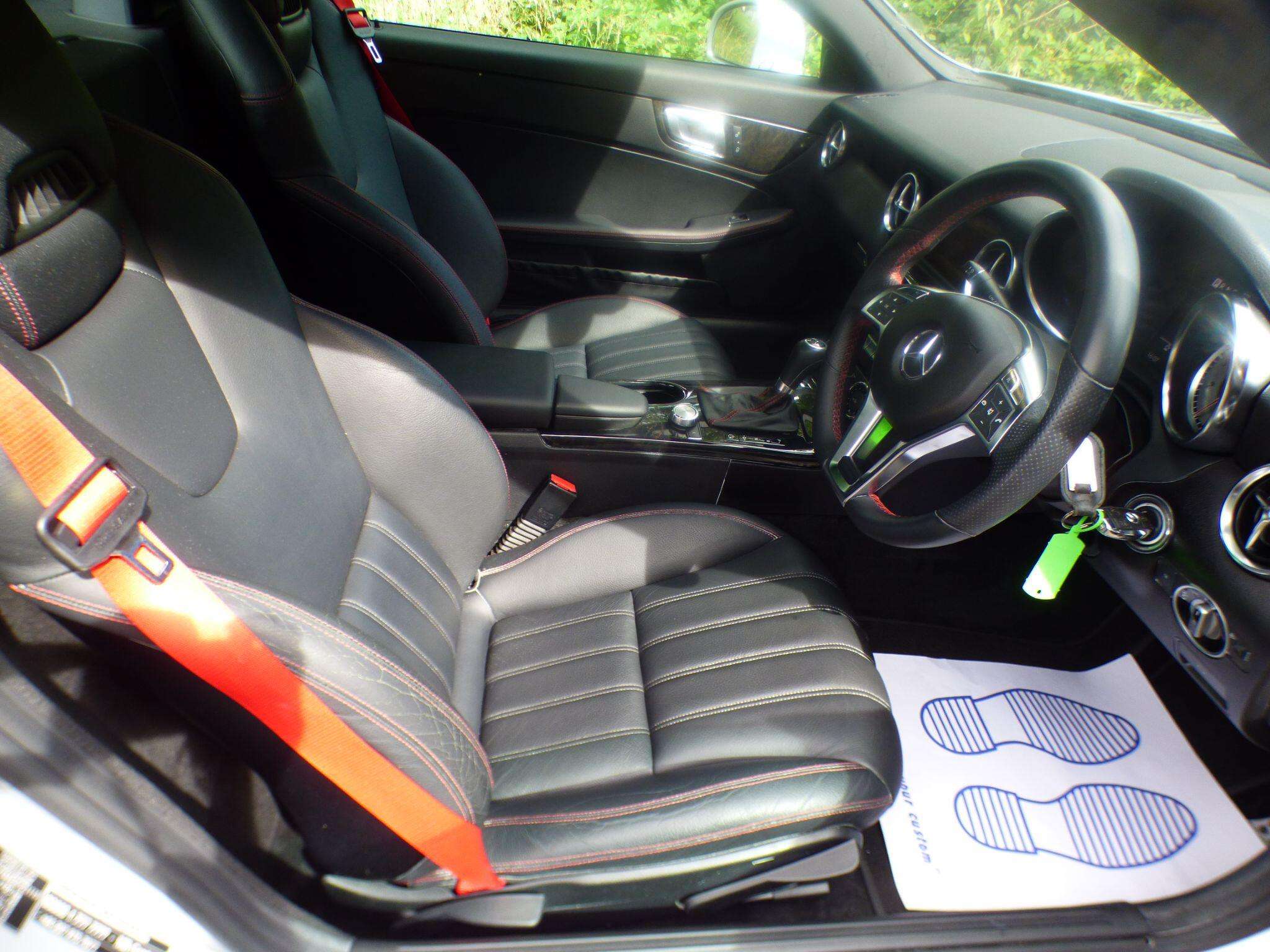 2012 MERCEDES-BENZ SLK 2012 MERCEDES-BENZ SLK