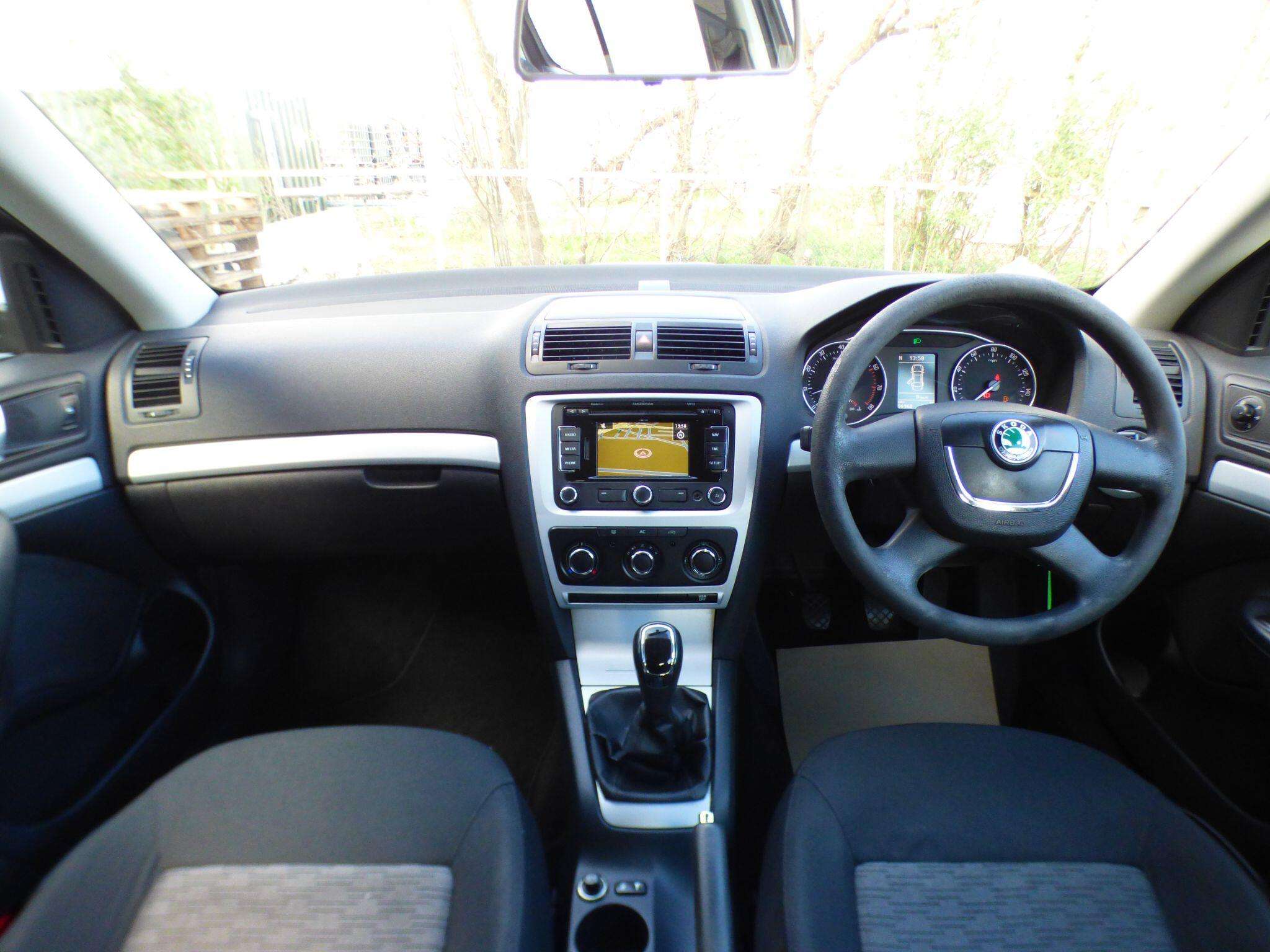 2011 SKODA OCTAVIA 2011 SKODA OCTAVIA