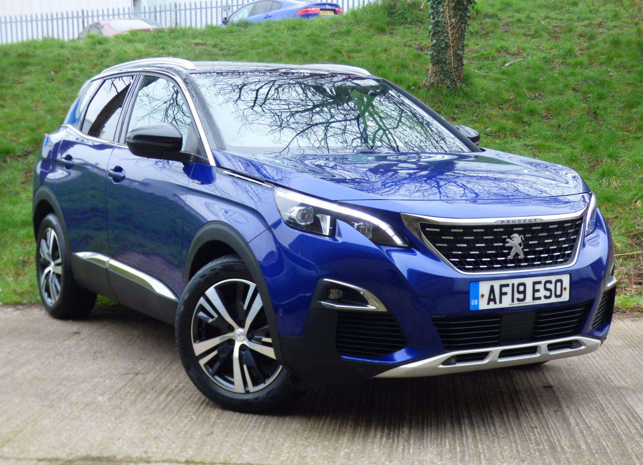 A 2019 PEUGEOT 3008 1.5 BlueHDi GT Line EAT Euro 6 (s/s) 5dr A 2019 PEUGEOT 3008 1.5 BlueHDi GT Line EAT Euro 6 (s/s) 5dr