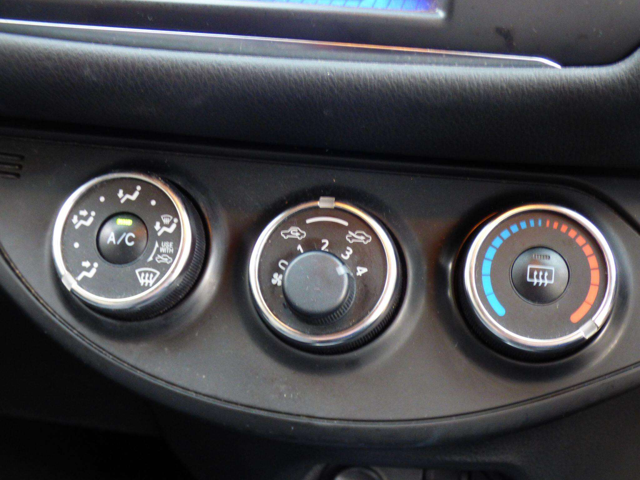 2020 TOYOTA YARIS 2020 TOYOTA YARIS