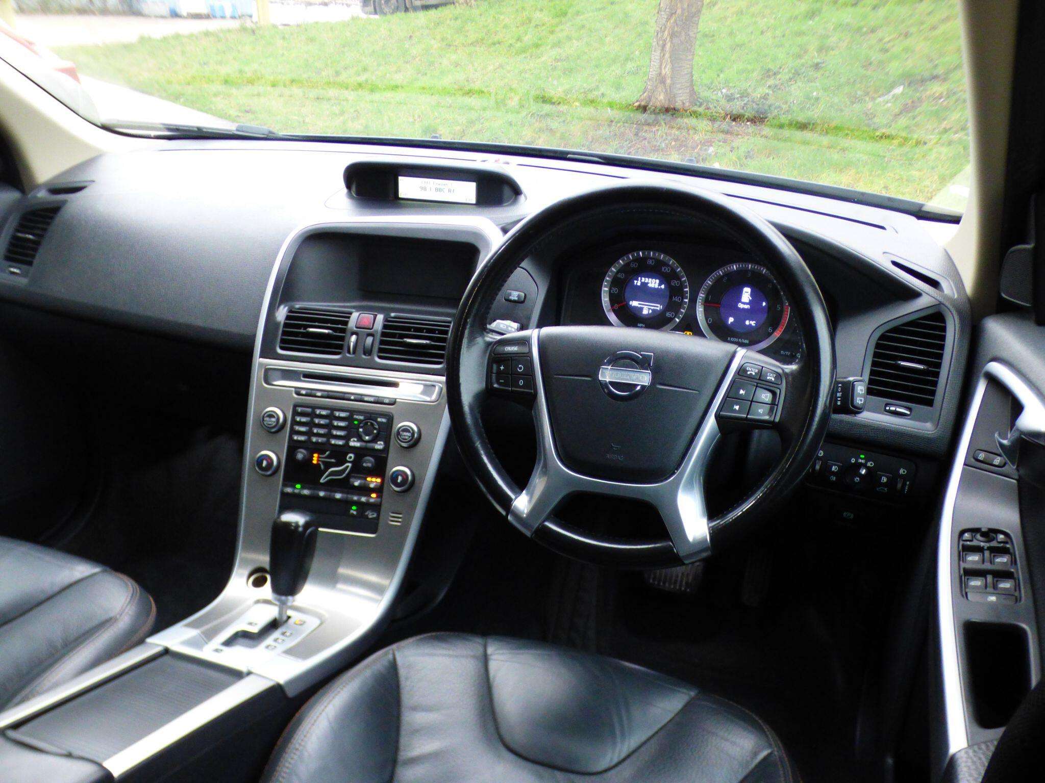 2009 VOLVO XC60 2009 VOLVO XC60