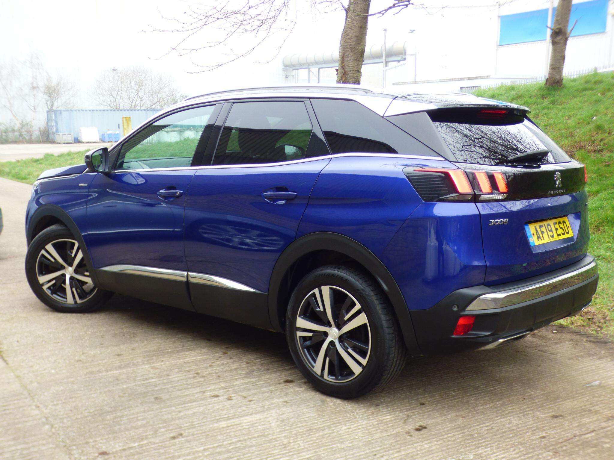 2019 PEUGEOT 3008 2019 PEUGEOT 3008