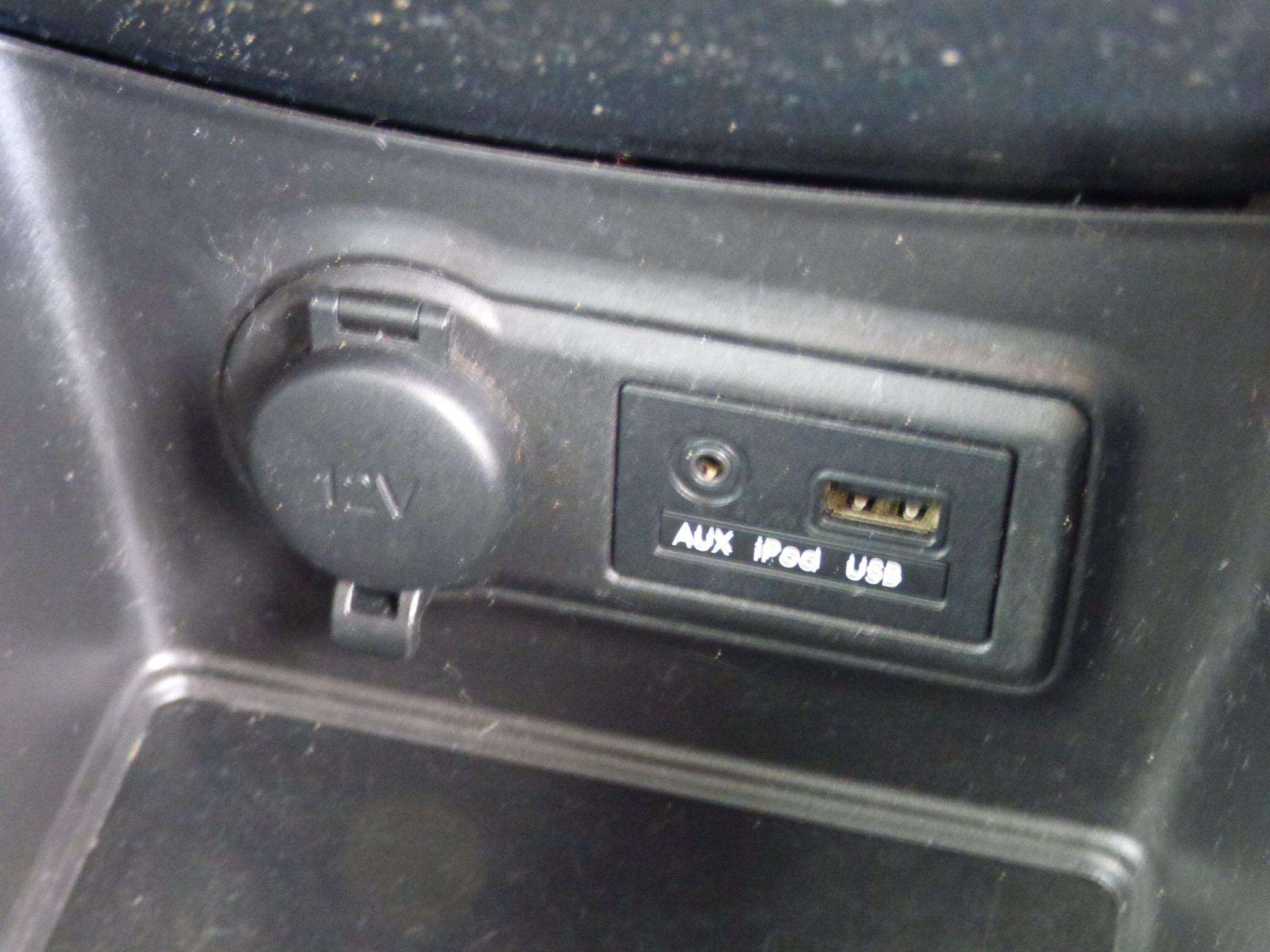 2013 KIA VENGA 2013 KIA VENGA